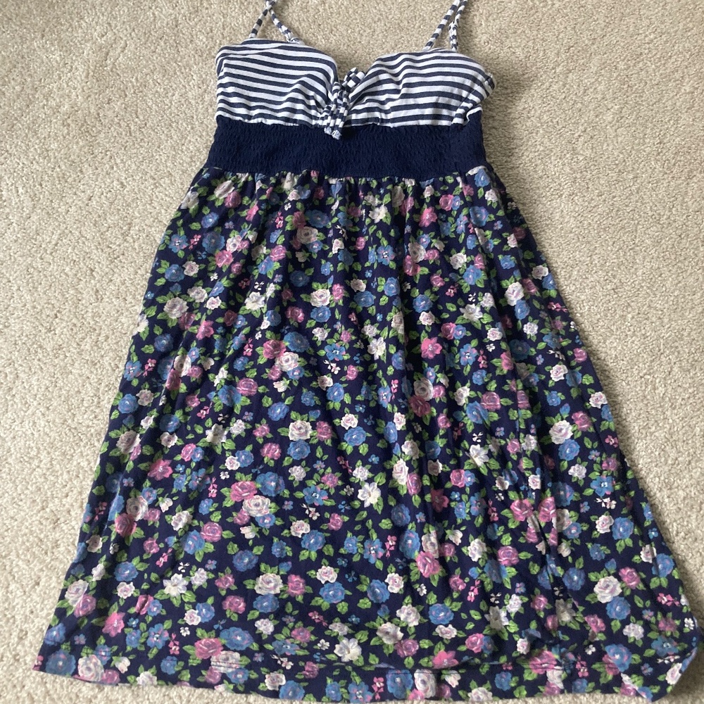 L.E.I dress - Flower and Stripes Pattern -Small